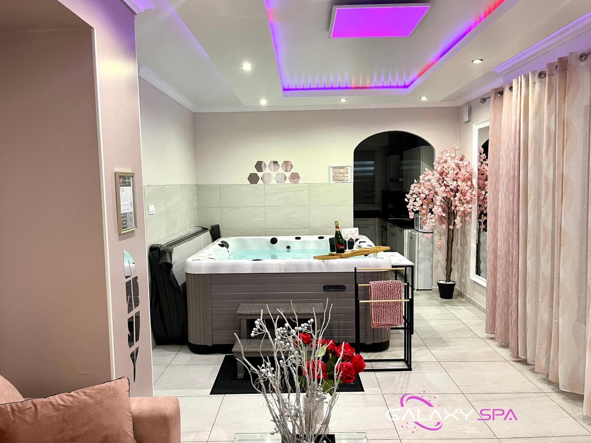 Champigneulles Galaxy Spa - Suite Venus Jacuzzi Et Sauna Privatif מראה חיצוני תמונה
