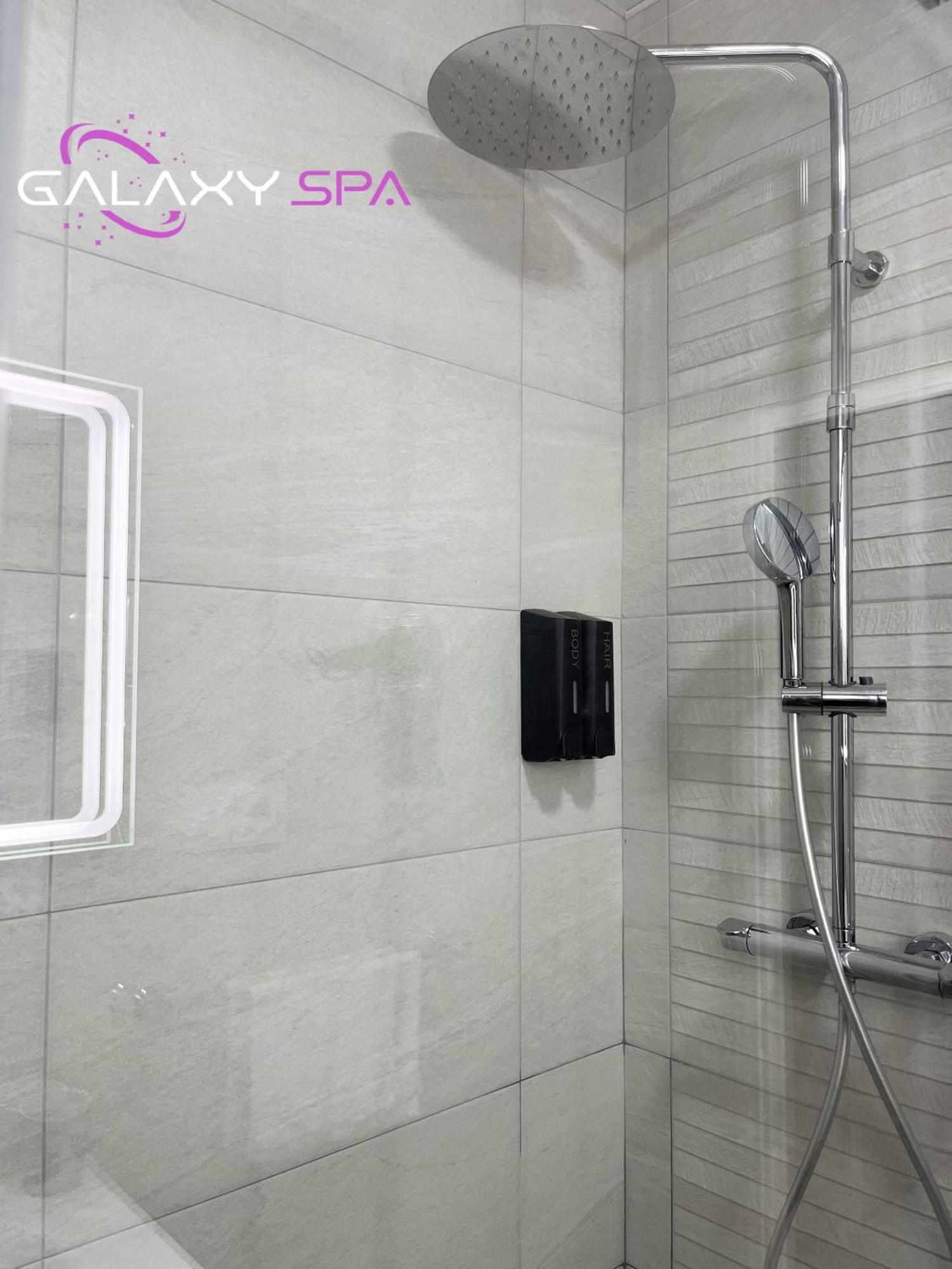 Champigneulles Galaxy Spa - Suite Venus Jacuzzi Et Sauna Privatif מראה חיצוני תמונה