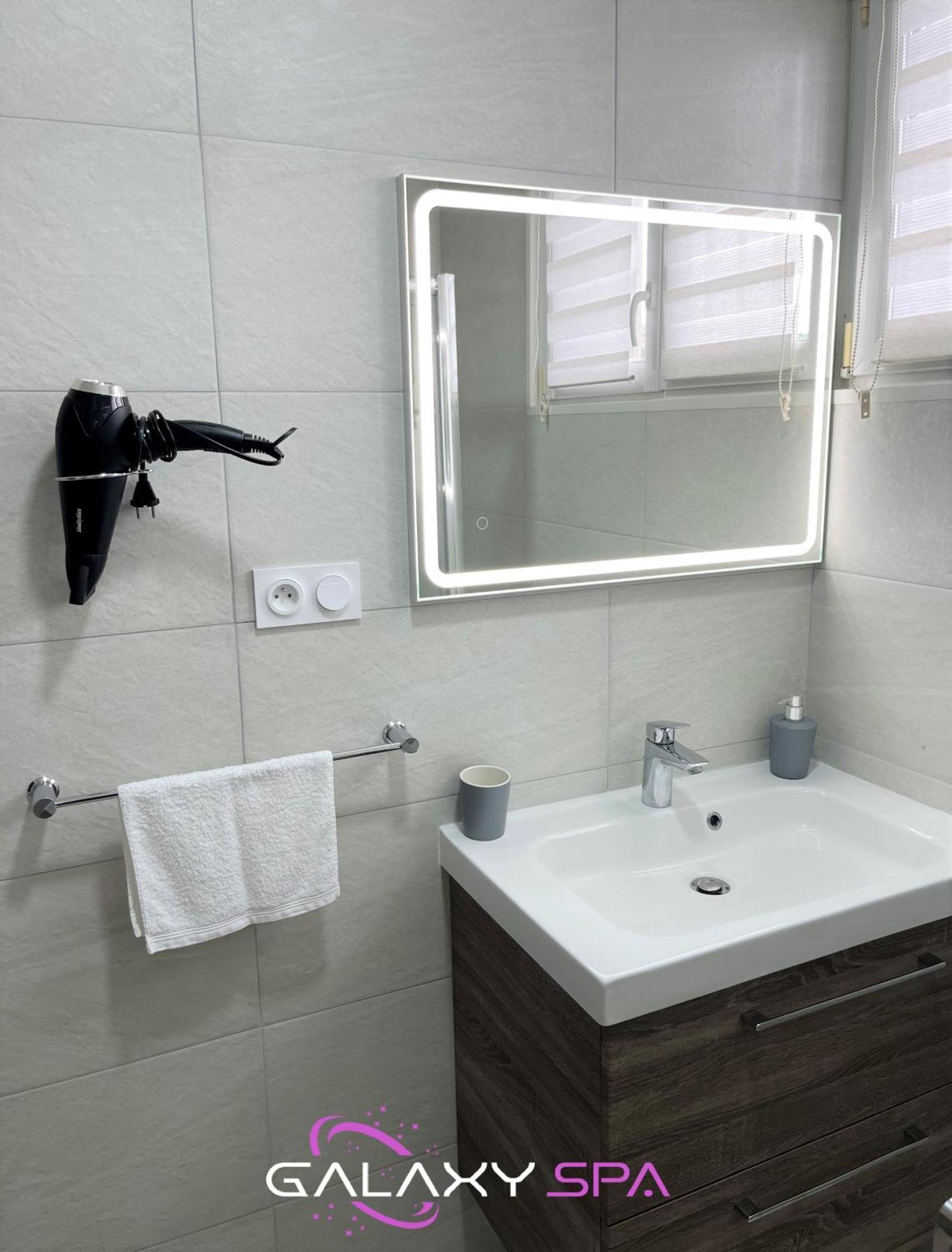 Champigneulles Galaxy Spa - Suite Venus Jacuzzi Et Sauna Privatif מראה חיצוני תמונה