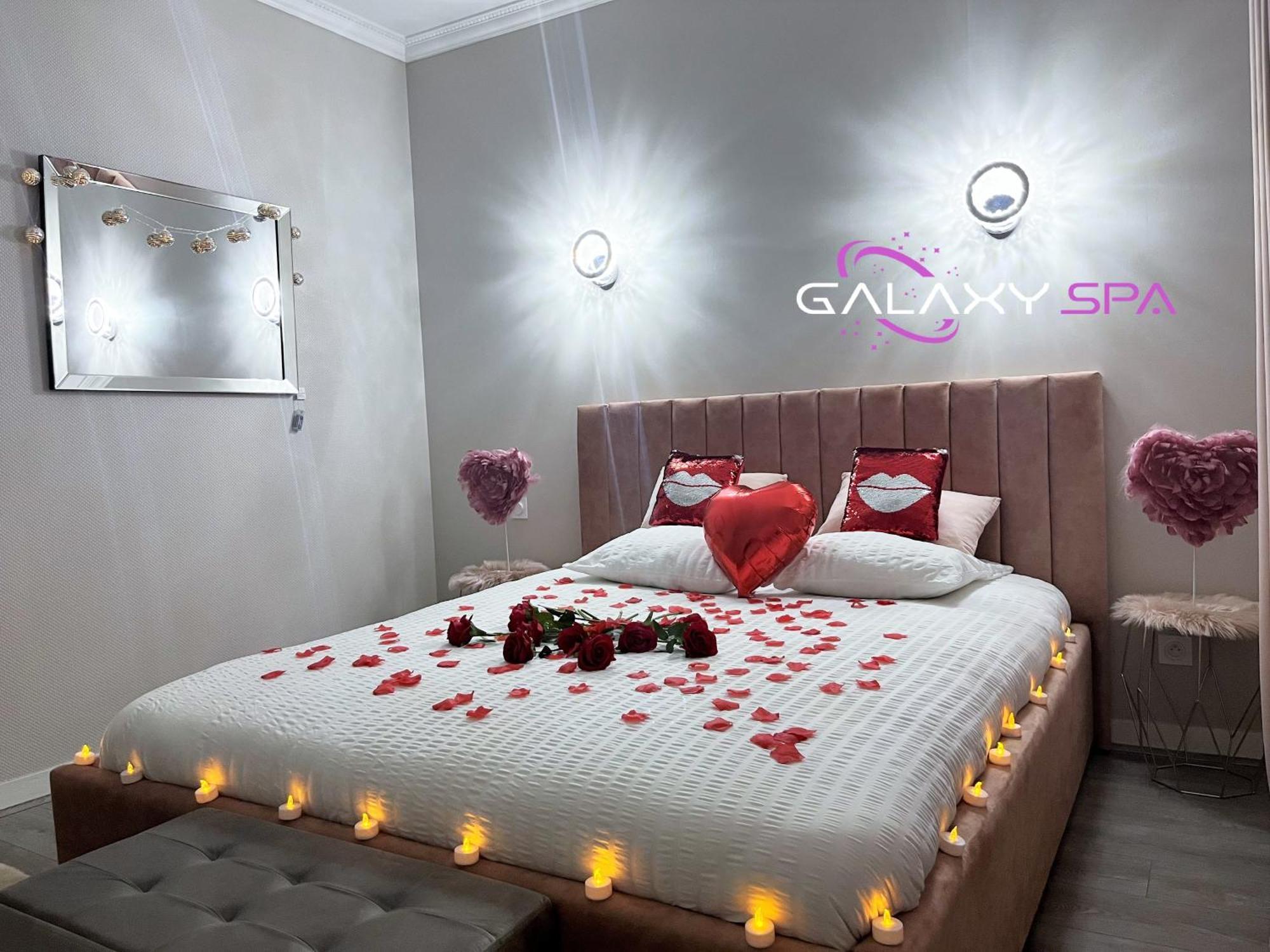 Champigneulles Galaxy Spa - Suite Venus Jacuzzi Et Sauna Privatif מראה חיצוני תמונה